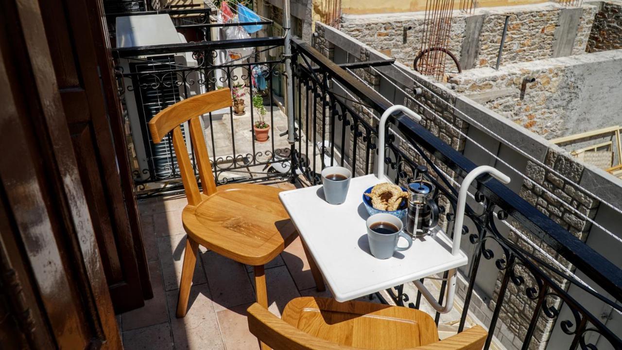 Cozy Apartments In Symi Center Eksteriør bilde