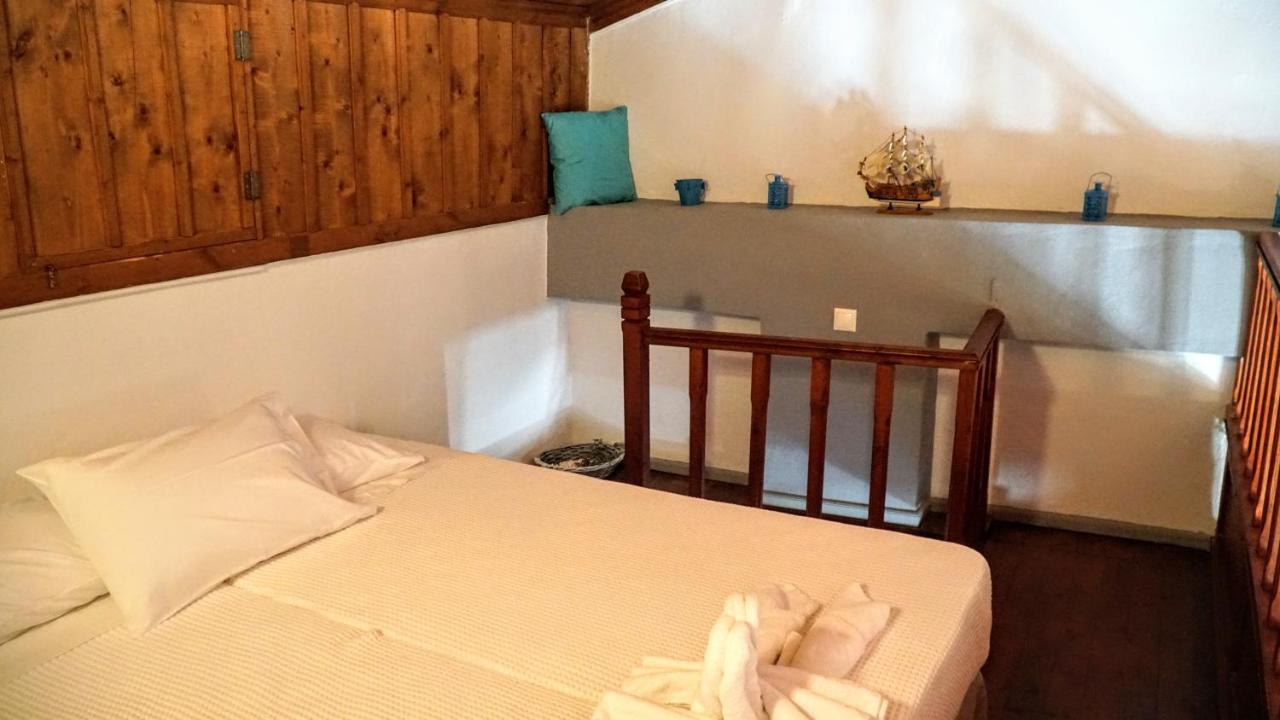 Cozy Apartments In Symi Center Eksteriør bilde